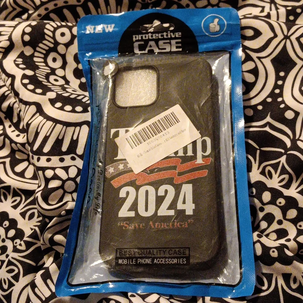 Iphone 12 Trump 2024 phone case in black